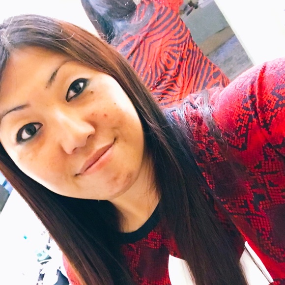 Meet your Posher, Anna - Picture 1 of 2